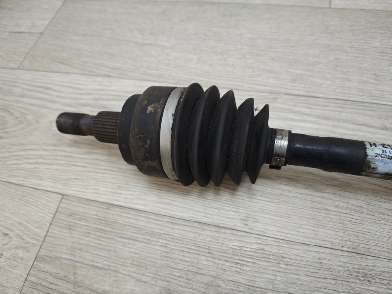 полуось, 2585 рублей, Санкт-Петербург