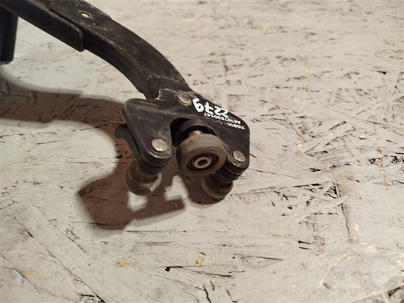 ролик сдвижной двери, 2640 рублей, Санкт-Петербург