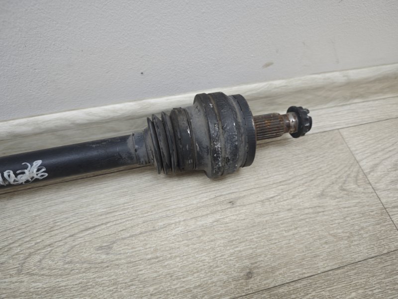 полуось, 1805 рублей, Санкт-Петербург