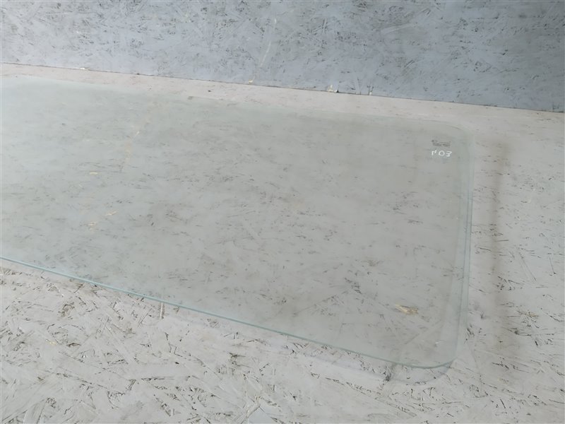 стекло кузовное, 6860 рублей, Санкт-Петербург