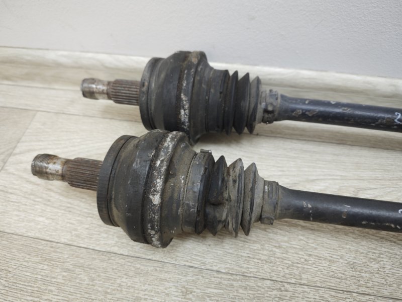 полуось, 3085 рублей, Санкт-Петербург