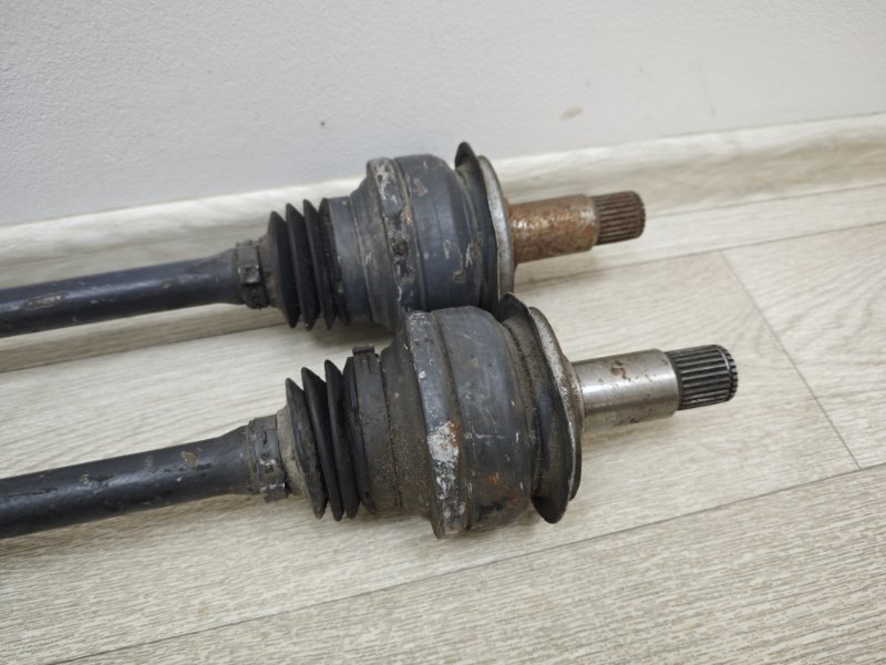 полуось, 3085 рублей, Санкт-Петербург