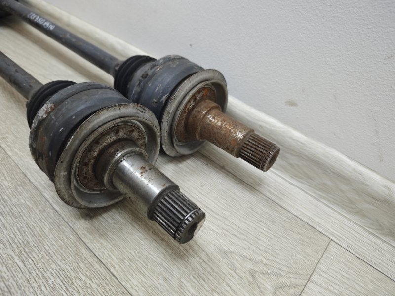 полуось, 3085 рублей, Санкт-Петербург