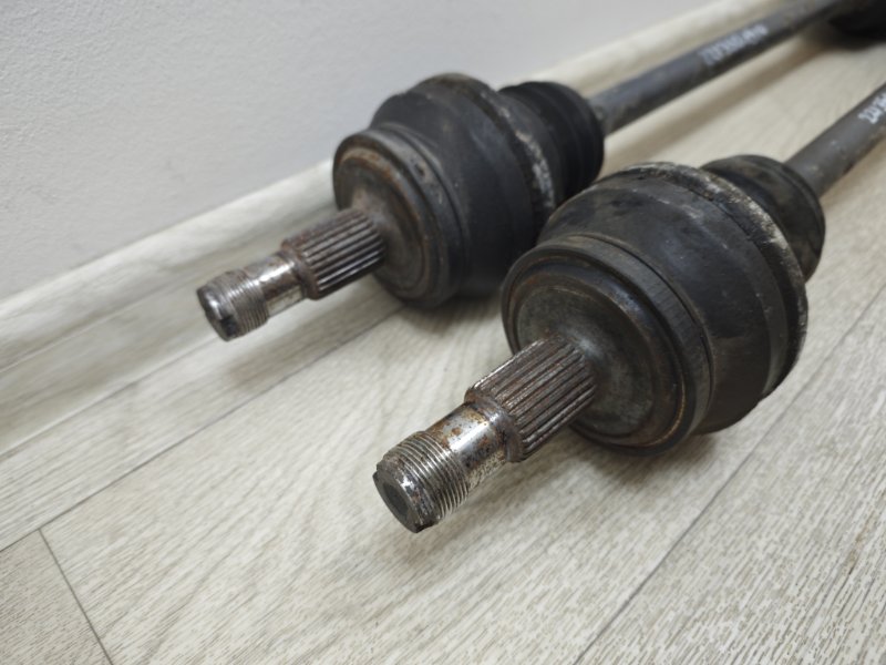 полуось, 3085 рублей, Санкт-Петербург