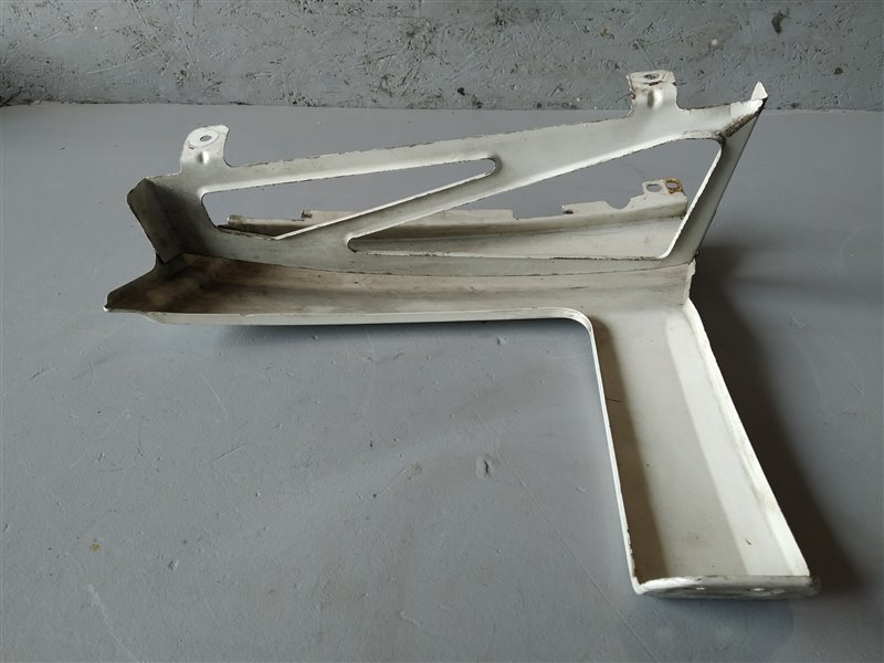 накладка под фару, 2220 рублей, Санкт-Петербург