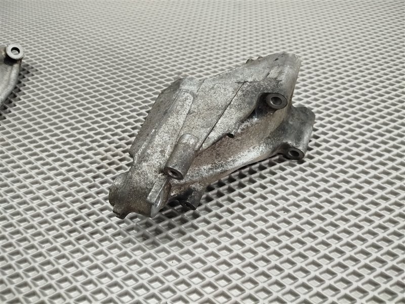 кронштейн двигателя, 2220 рублей, Санкт-Петербург