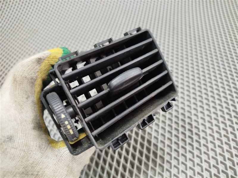 Дефлектор воздушный, 1385 рублей, Санкт-Петербург