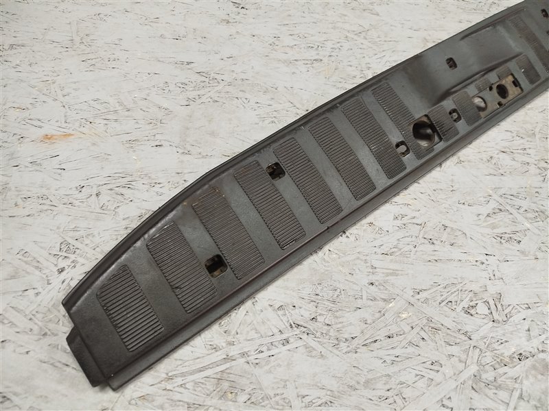 накладка багажника, 1530 рублей, Санкт-Петербург