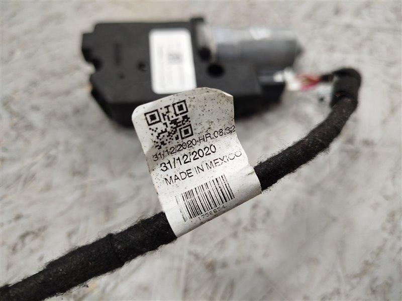 моторчик шторки люка, 3980 рублей, Санкт-Петербург