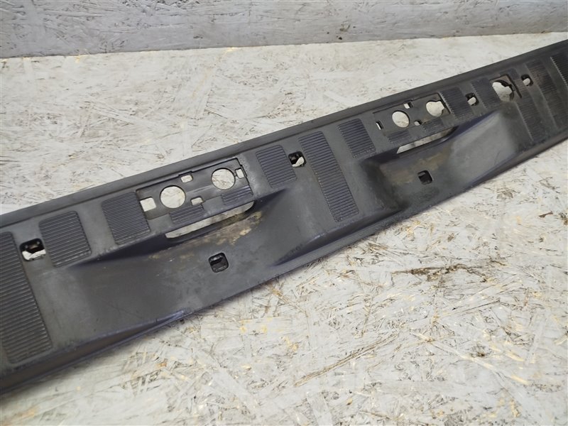 накладка багажника, 1770 рублей, Санкт-Петербург