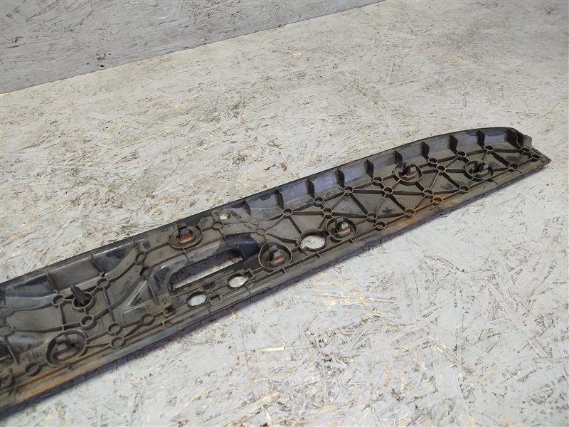 накладка багажника, 1770 рублей, Санкт-Петербург