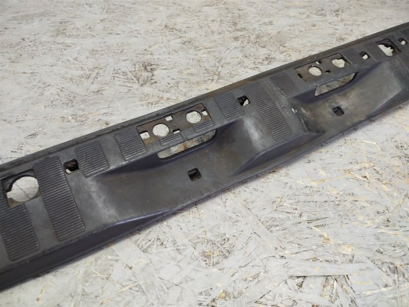 накладка багажника, 1770 рублей, Санкт-Петербург