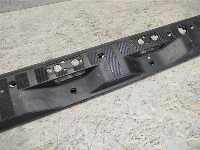 накладка багажника, 1520 рублей, Санкт-Петербург