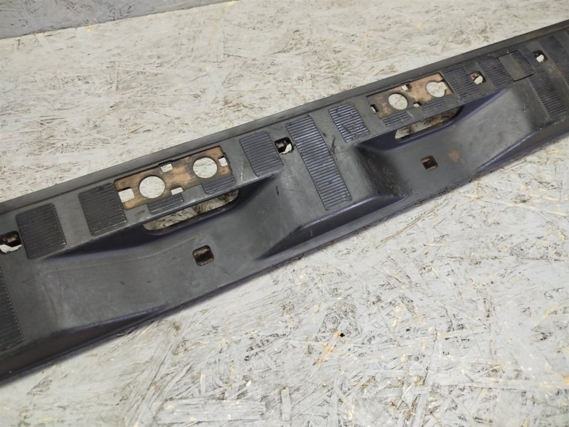 накладка багажника, 1520 рублей, Санкт-Петербург