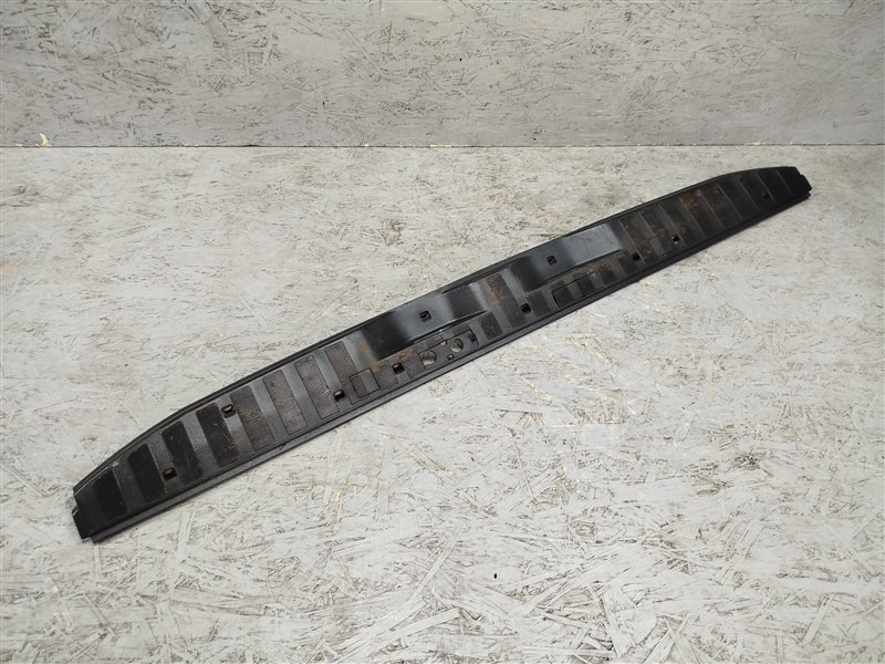 накладка багажника, 1720 рублей, Санкт-Петербург