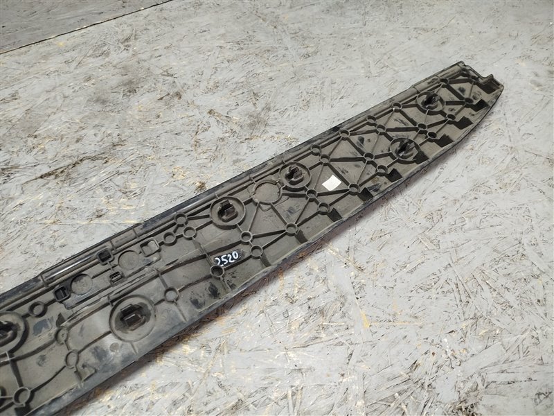 накладка багажника, 1720 рублей, Санкт-Петербург