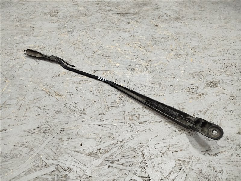 поводок стеклоочистителя, 1475 рублей, Санкт-Петербург