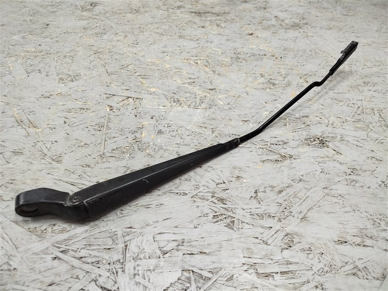 поводок стеклоочистителя, 1475 рублей, Санкт-Петербург