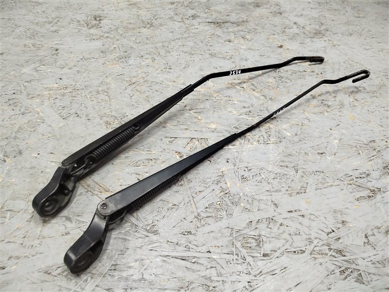 поводок стеклоочистителя, 1475 рублей, Санкт-Петербург