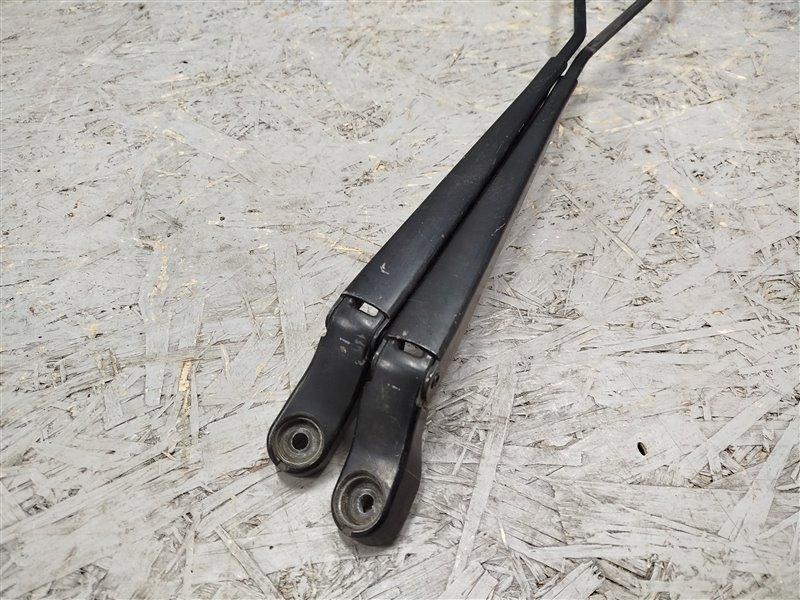 поводок стеклоочистителя, 1475 рублей, Санкт-Петербург