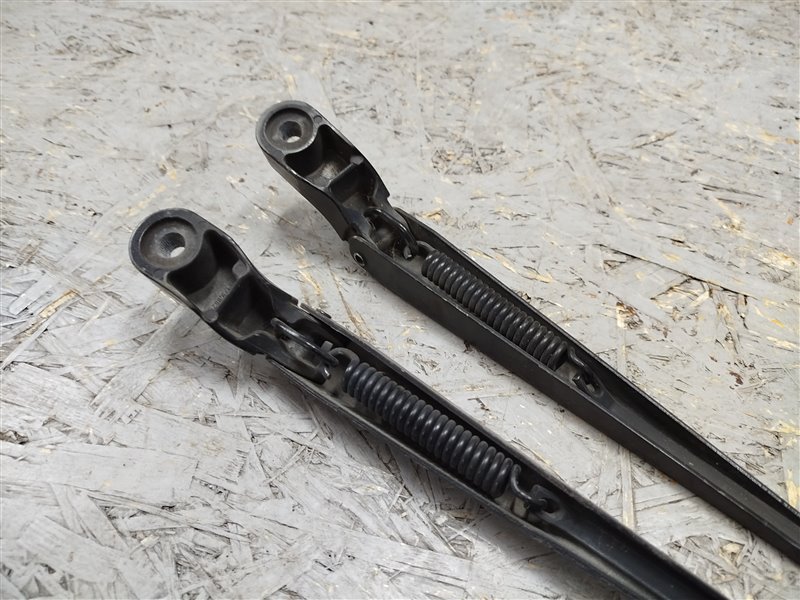 поводок стеклоочистителя, 1475 рублей, Санкт-Петербург