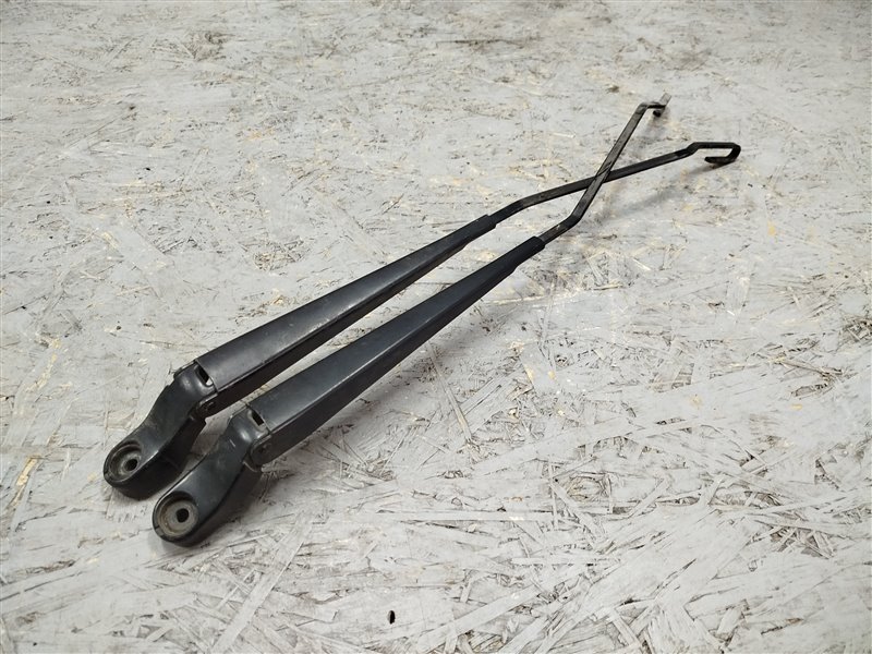 поводок стеклоочистителя, 1465 рублей, Санкт-Петербург