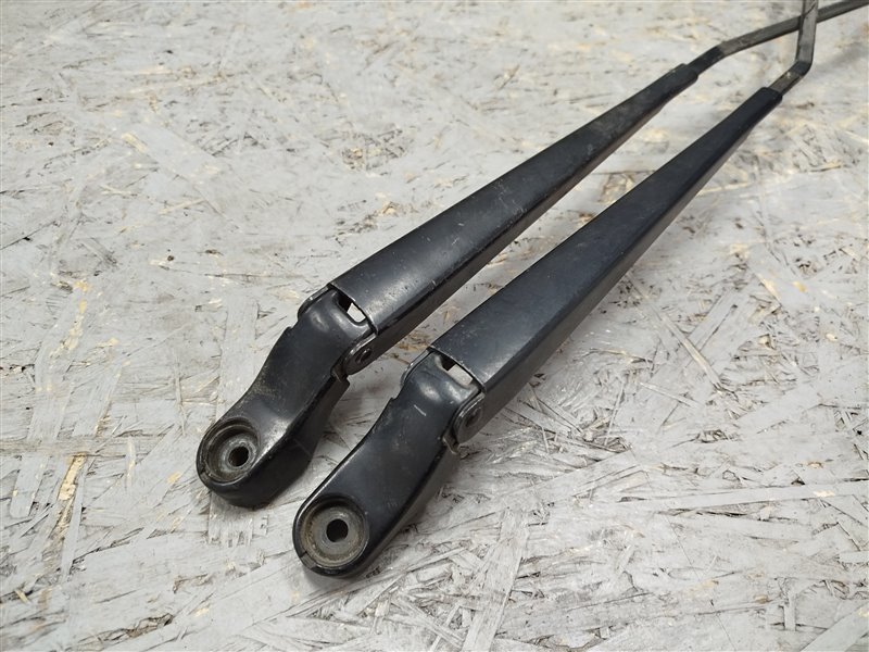 поводок стеклоочистителя, 1465 рублей, Санкт-Петербург