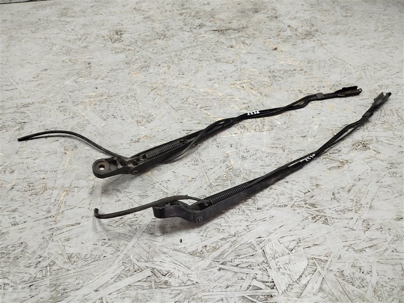 поводок стеклоочистителя, 1475 рублей, Санкт-Петербург