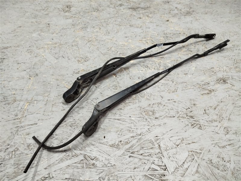 поводок стеклоочистителя, 1475 рублей, Санкт-Петербург