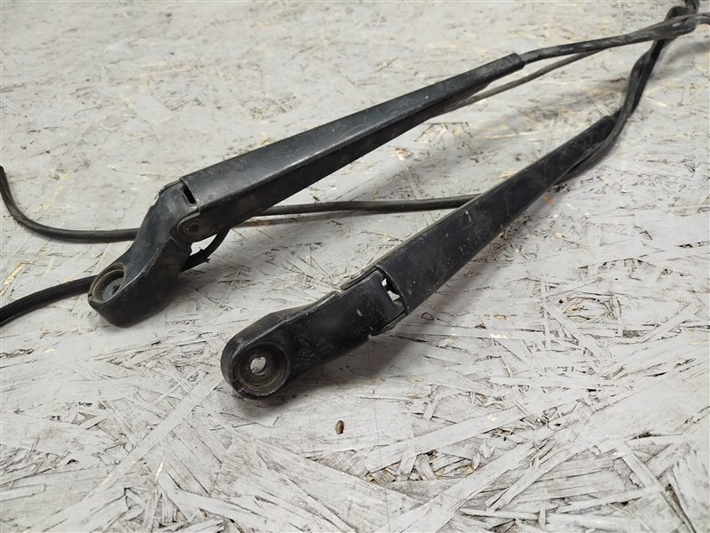 поводок стеклоочистителя, 1475 рублей, Санкт-Петербург