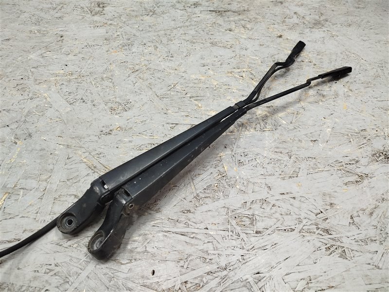 поводок стеклоочистителя, 1475 рублей, Санкт-Петербург