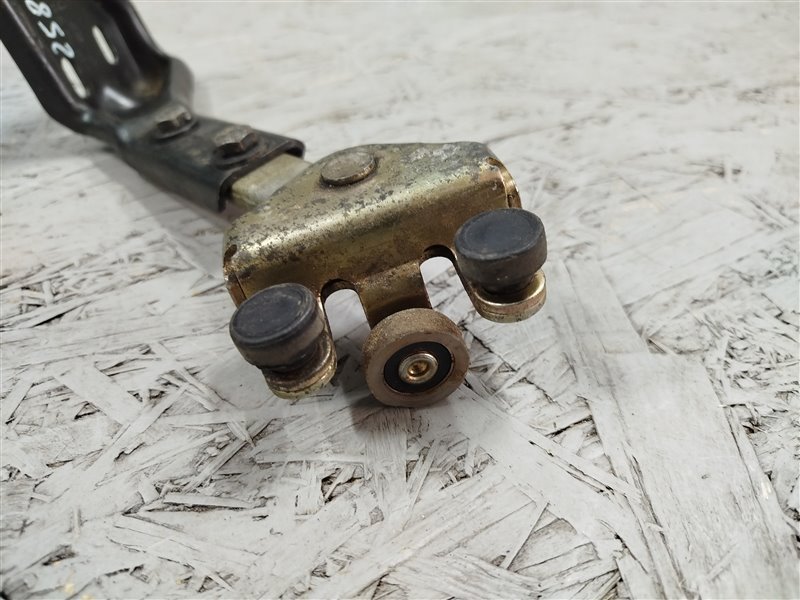 ролик сдвижной двери, 1815 рублей, Санкт-Петербург