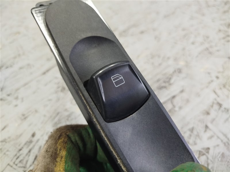 кнопка стеклоподъемника, 1425 рублей, Санкт-Петербург