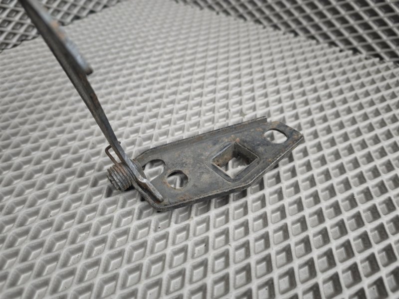 крюк капота, 1130 рублей, Санкт-Петербург