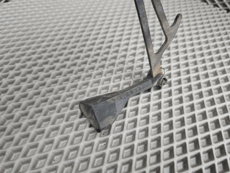 крюк капота, 1130 рублей, Санкт-Петербург