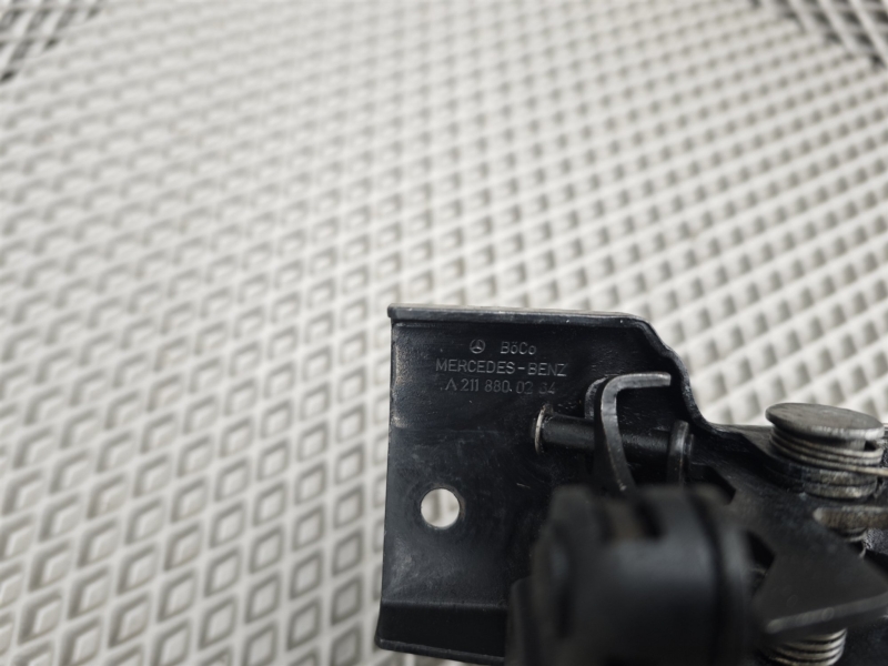 крюк капота, 1415 рублей, Санкт-Петербург