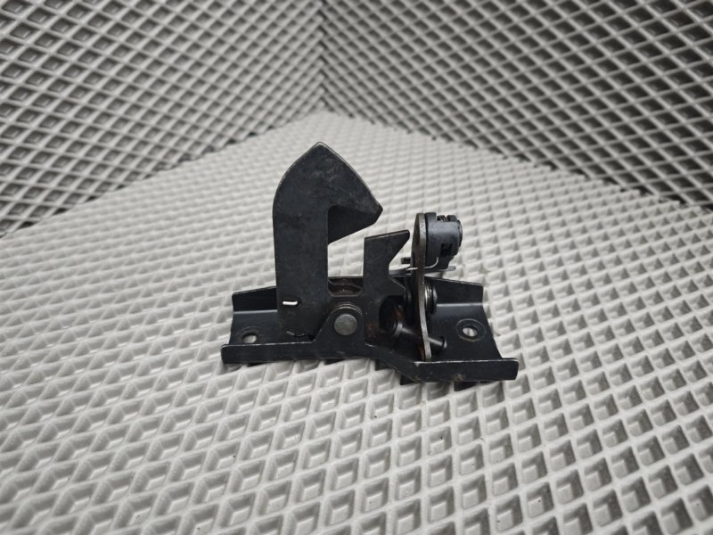 крюк капота, 1130 рублей, Санкт-Петербург