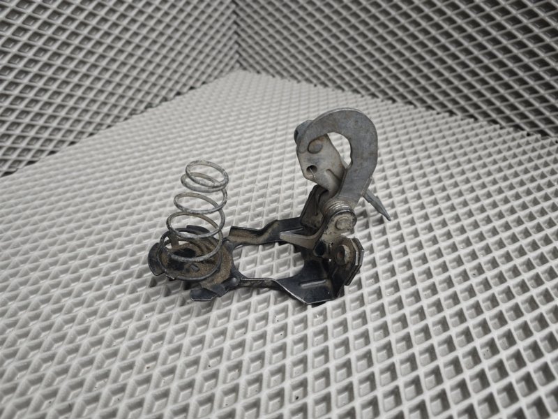 крюк капота, 1415 рублей, Санкт-Петербург