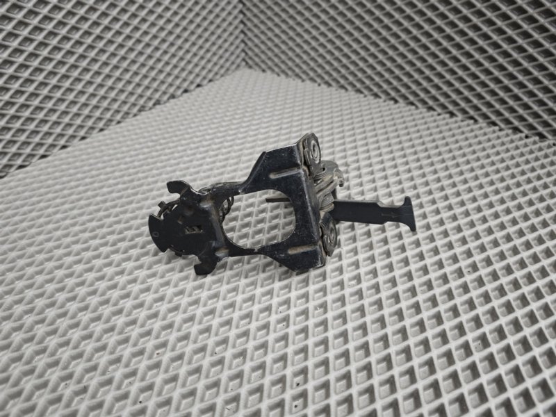 крюк капота, 1415 рублей, Санкт-Петербург