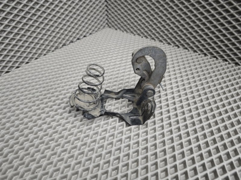 крюк капота, 1130 рублей, Санкт-Петербург