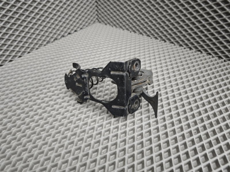 крюк капота, 1130 рублей, Санкт-Петербург