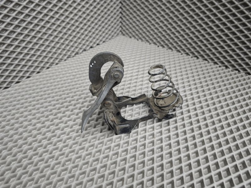 крюк капота, 1130 рублей, Санкт-Петербург