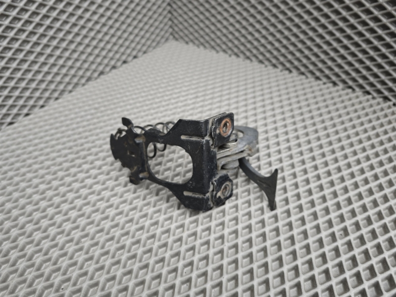 крюк капота, 1130 рублей, Санкт-Петербург