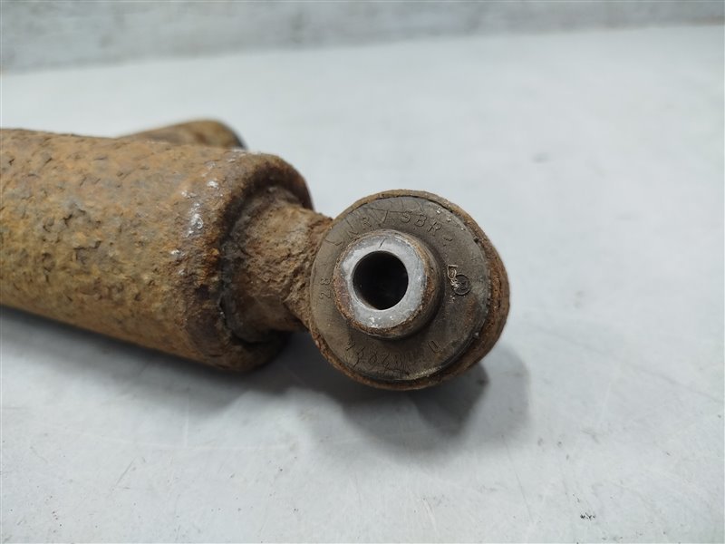 амортизатор, 7940 рублей, Санкт-Петербург