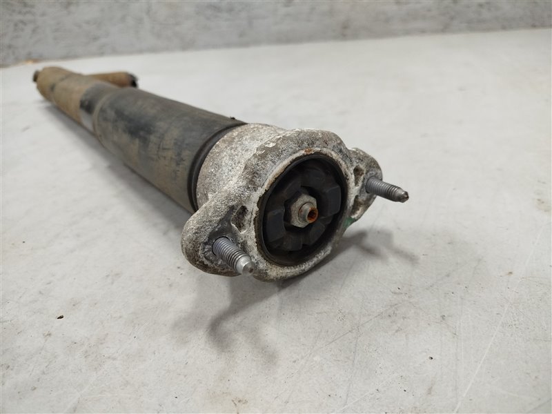 амортизатор, 8840 рублей, Санкт-Петербург