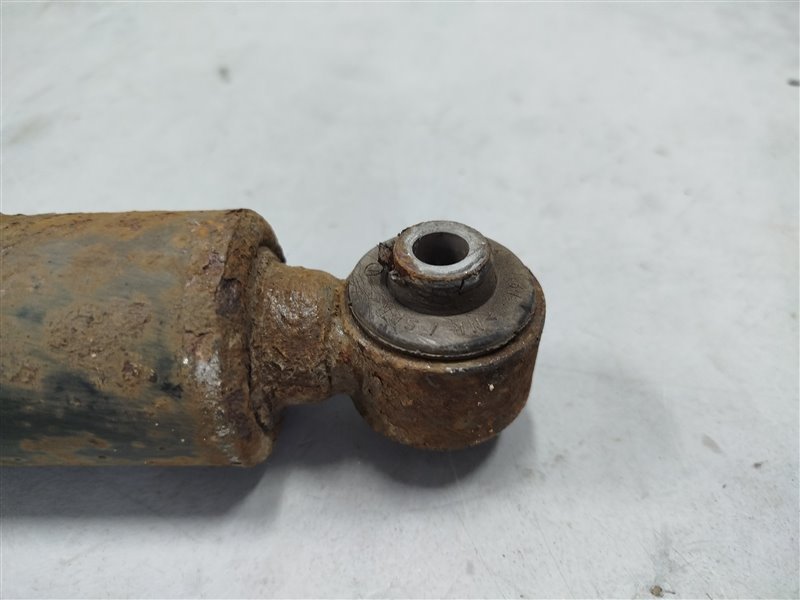 амортизатор, 8840 рублей, Санкт-Петербург