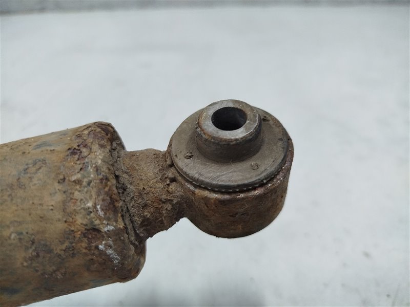 амортизатор, 8840 рублей, Санкт-Петербург