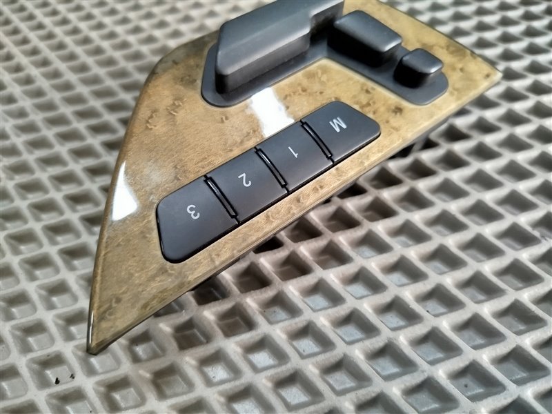 кнопки управления сиденьем, 2240 рублей, Санкт-Петербург