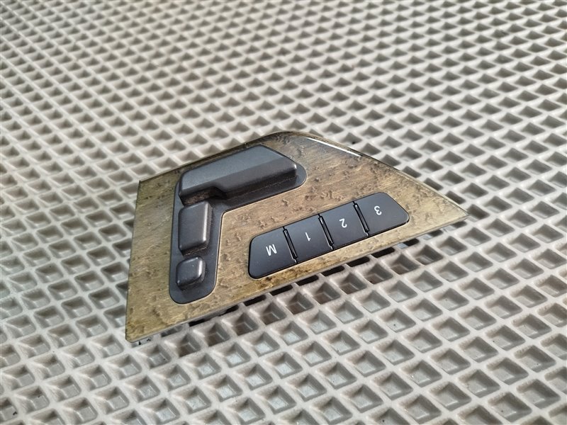 кнопки управления сиденьем, 2240 рублей, Санкт-Петербург