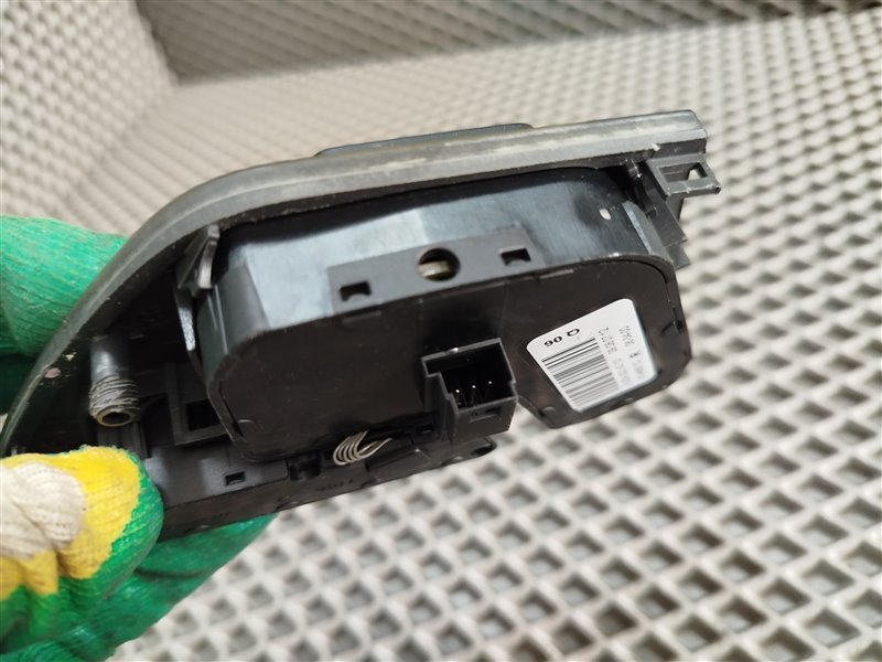 кнопки управления сиденьем, 2240 рублей, Санкт-Петербург